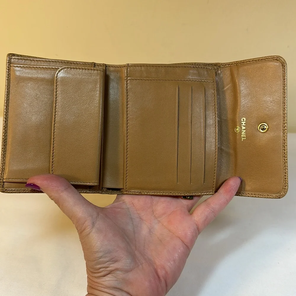CHANEL CC Caviar Small Wallet Tan w/Serial Sticker 2002-2003 - Picture 3 of 14